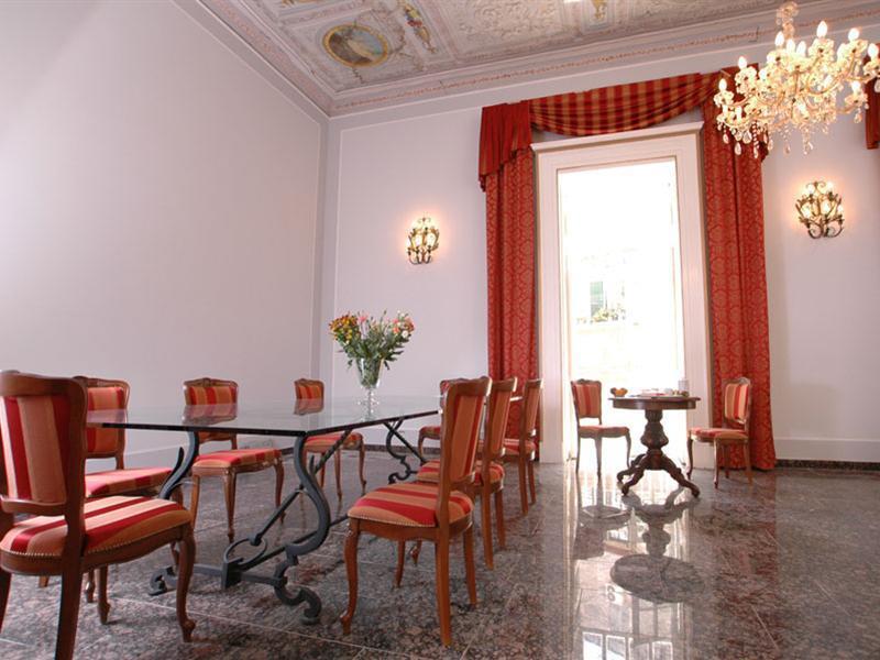 Le Stanze Del Vicere Boutique Hotel Napoli Exterior foto